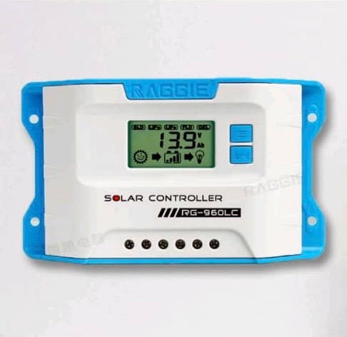 Contrôleur de charge solaire pwm 10A